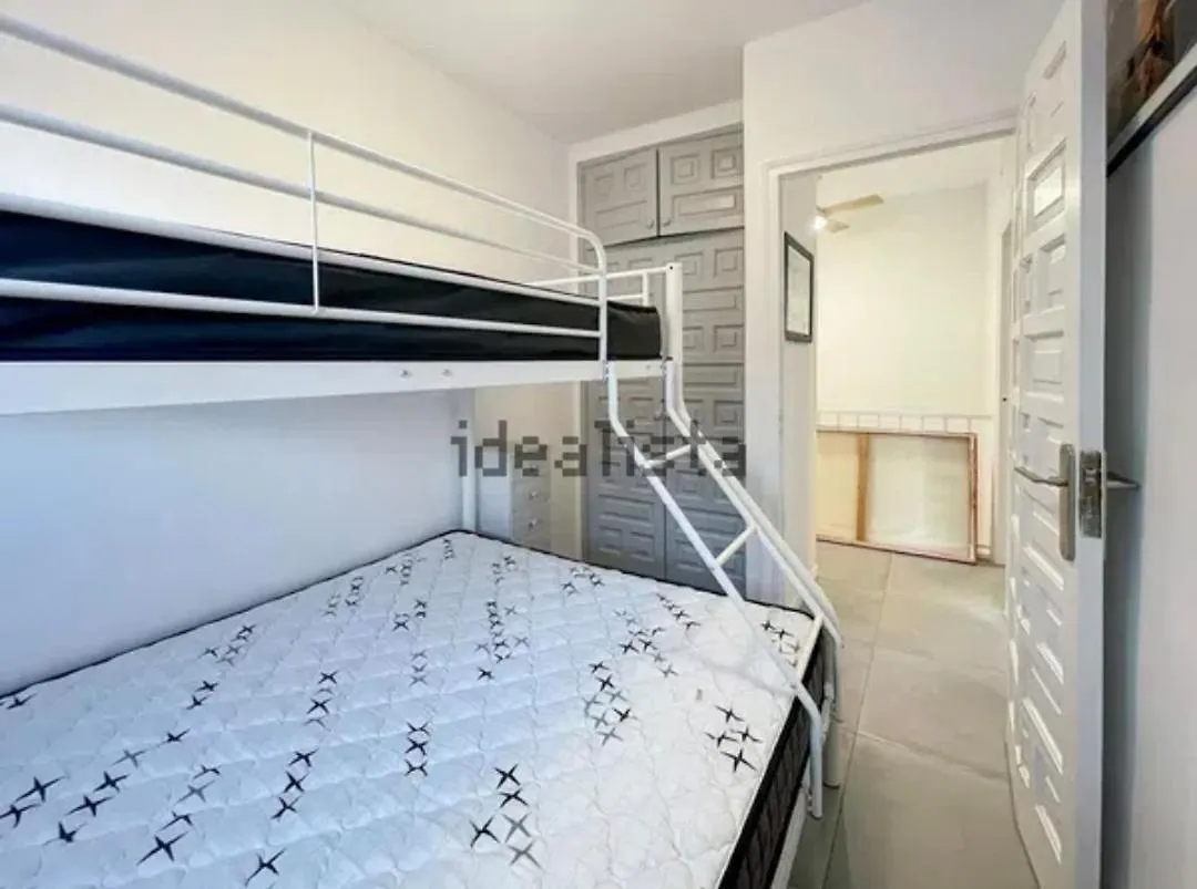 로지즈 Cozy House With Sea Views, Terrace And Swimming Pool 빌라 스페인